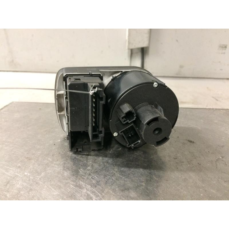 Commande de phare AUDI A1 1