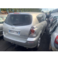 Trappe d'essence TOYOTA COROLLA VERSO 2 Photo n°9