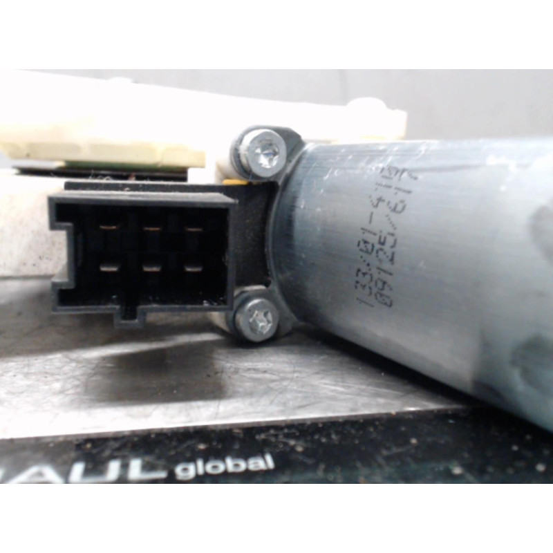 Moteur leve vitre arriere gauche MERCEDES CLASSE B 245