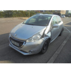 Calculateur moteur PEUGEOT 208 1 Photo n°4