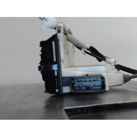 Serrure arriere droit PEUGEOT 208 1