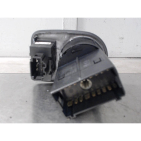 Commande de phare SEAT IBIZA 4 Photo n°1