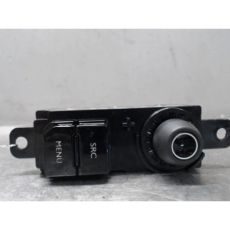 Commande GPS PEUGEOT 208 1