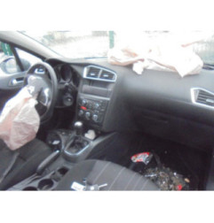 Trappe d'essence CITROEN C4 2 Photo n°7