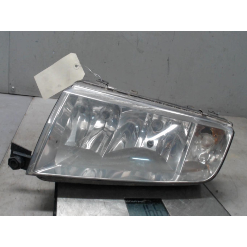 Optique avant principal gauche (feux)(phare) SKODA FABIA 1