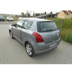 Autoradio d'origine SUZUKI SWIFT 3 Photo n°8