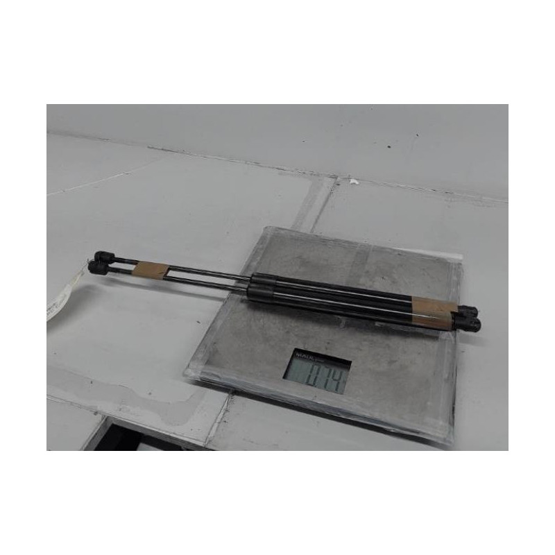 Verin de coffre MERCEDES CLASSE B 245