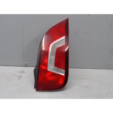Feu arriere principal droit (feux) VOLKSWAGEN UP Photo n°1