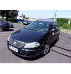 Feu arriere principal droit (feux) FIAT CROMA 2 Photo n°6