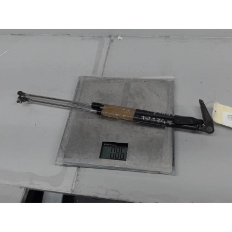 Verin de coffre SUBARU LEGACY 4 Photo n°1