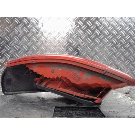 Feu arriere secondaire droit (feux) PEUGEOT 3008 1