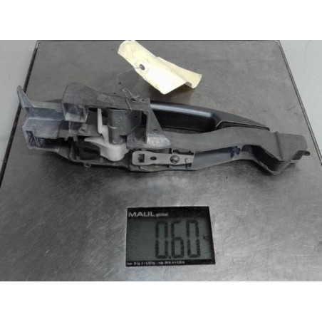 Poignee porte arriere gauche PEUGEOT 3008 1