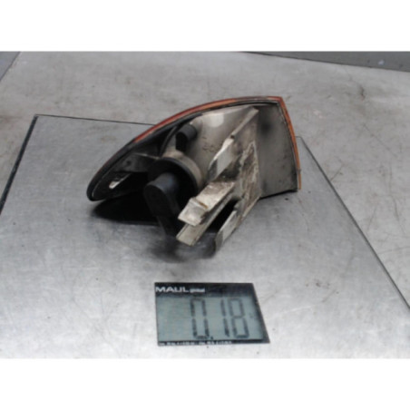 Optique avant secondaire gauche (feux)(clignotant) BMW SERIE 3 E46