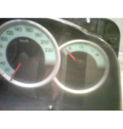 Compteur TOYOTA COROLLA VERSO 2 Photo n°3