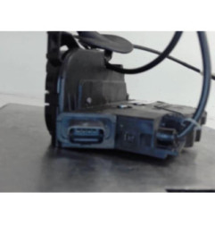 Serrure avant droit RENAULT CLIO 4