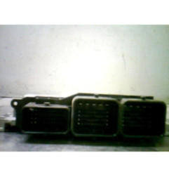 Calculateur moteur PEUGEOT 208 1