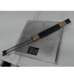 Verin de coffre VOLKSWAGEN POLO 5 Photo n°3