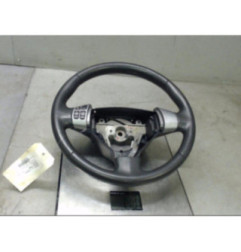 Volant SUZUKI SPLASH Photo n°1