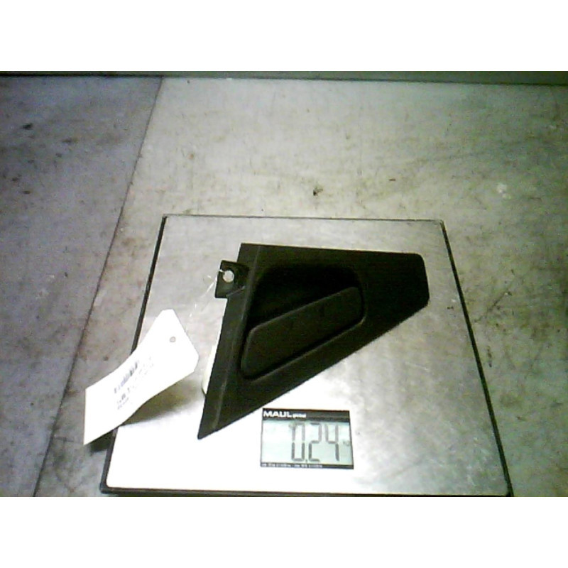 Poignee porte arriere droit RENAULT CLIO 4