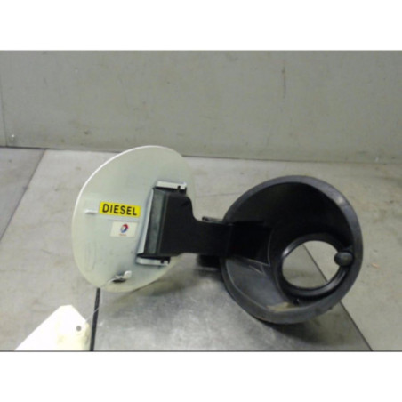 Trappe d'essence PEUGEOT 2008 1