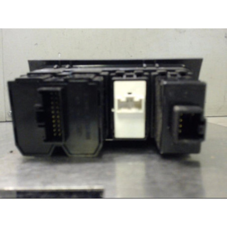 Bouton/Interrupteur KIA RIO 3 Photo n°1