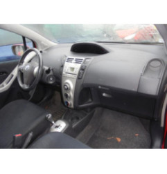 Compteur TOYOTA YARIS 2 Photo n°9