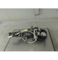 Poignee porte avant droit BMW SERIE 1 E87 Photo n°1