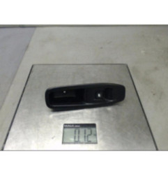 Interrupteur de leve vitre avant droit PEUGEOT 208 1 Photo n°3