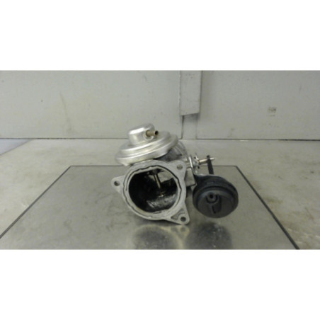 Boitier papillon VOLKSWAGEN CADDY 3 Photo n°1