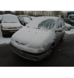 Verin de lunette arriere RENAULT SCENIC 1 Photo n°4
