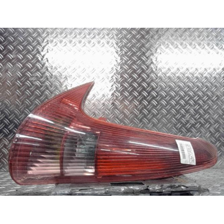 Feu arriere principal gauche (feux) PEUGEOT 206 Photo n°1