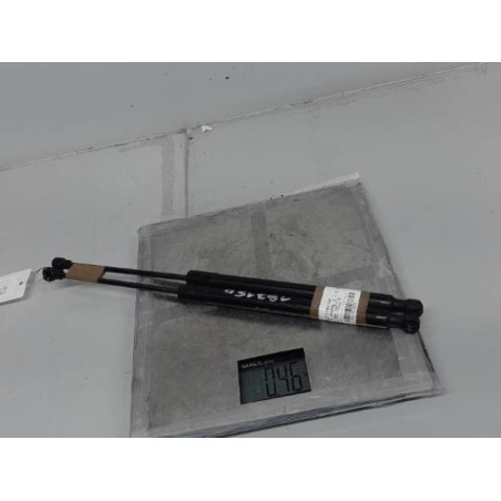 Verin de coffre RENAULT CLIO 4 Photo n°1