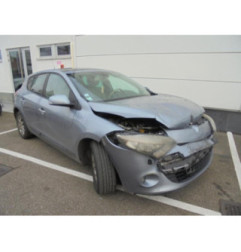 Vitre arriere gauche RENAULT MEGANE 3 Photo n°3