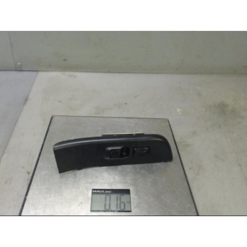 Interrupteur de leve vitre avant droit OPEL FRONTERA B