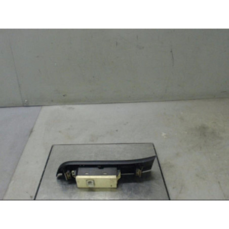 Interrupteur de leve vitre avant droit OPEL FRONTERA B