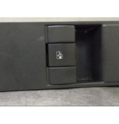 Interrupteur de leve vitre avant droit OPEL ASTRA H