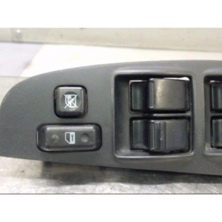 Interrupteur de leve vitre avant gauche TOYOTA AVENSIS 2