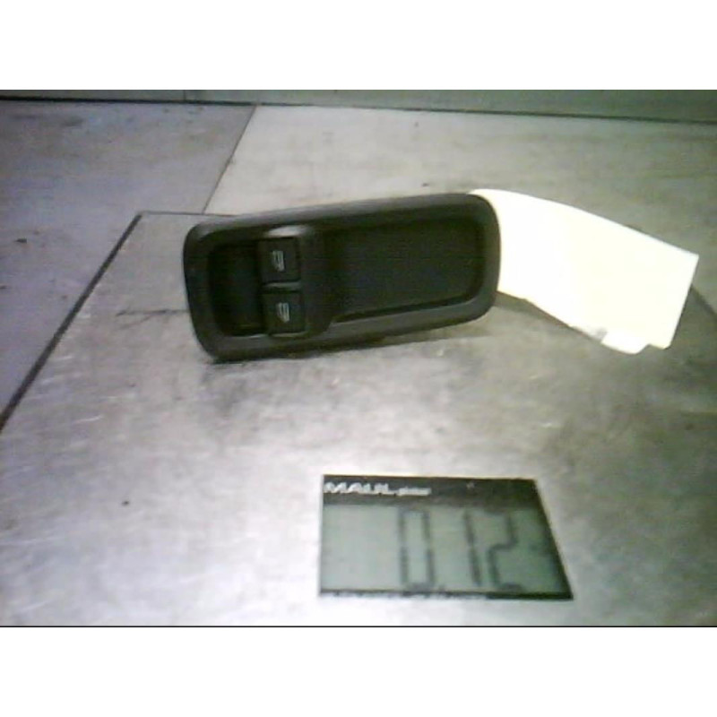 Interrupteur de leve vitre avant gauche FORD FIESTA 6