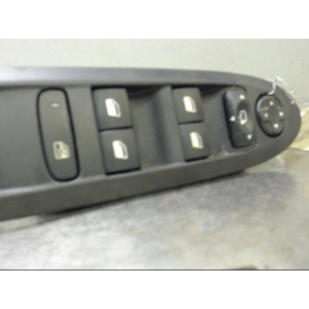 Interrupteur de leve vitre avant gauche CITROEN C4 2