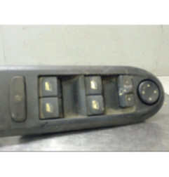 Interrupteur de leve vitre avant gauche PEUGEOT 407