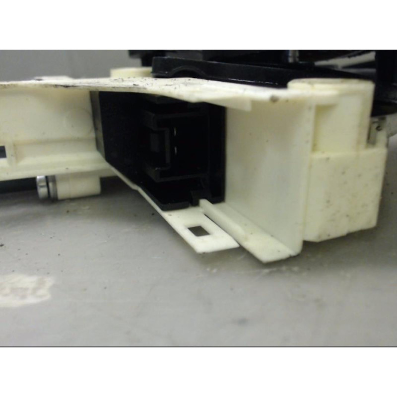 Moteur leve vitre avant droit AUDI A4 3