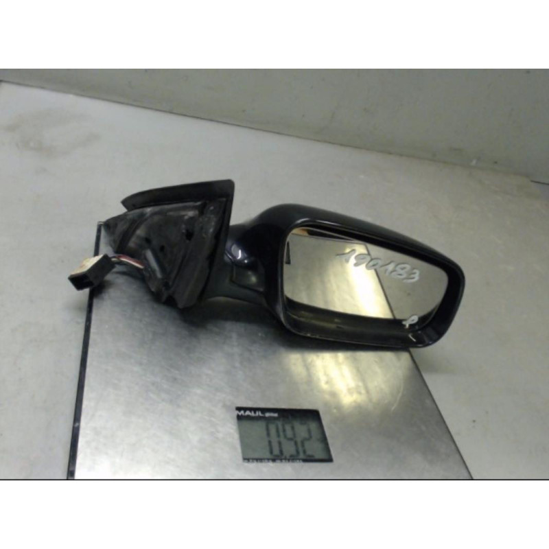Retroviseur droit AUDI A6 2