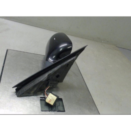 Retroviseur droit AUDI A6 2