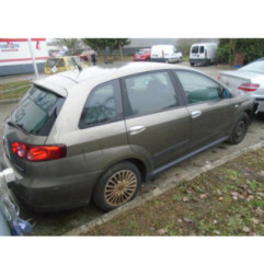 Aile avant droit FIAT CROMA 2 Photo n°7