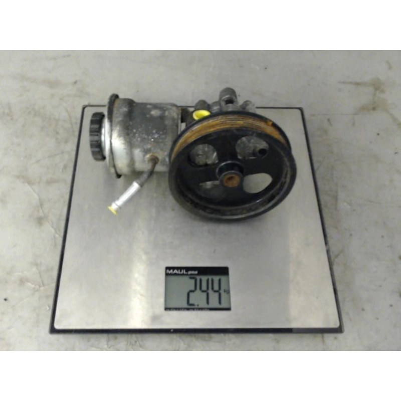 Pompe de direction TOYOTA COROLLA VERSO 2