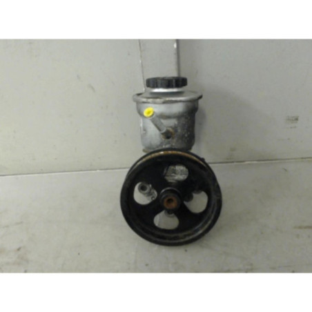 Pompe de direction TOYOTA COROLLA VERSO 2