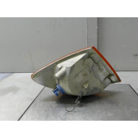 Optique avant secondaire gauche (feux)(clignotant) MERCEDES VITO 638