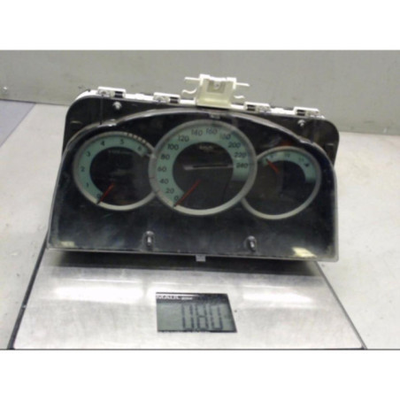 Compteur TOYOTA COROLLA VERSO 2 Photo n°1