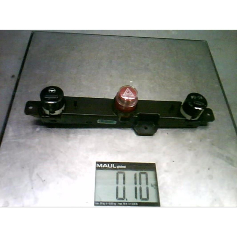 Bouton de warning FIAT 500 2