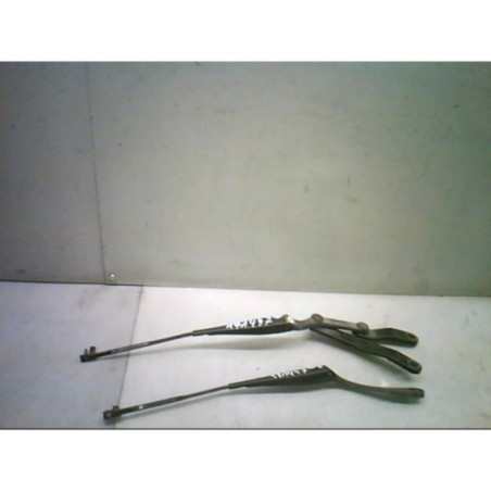 Bras essuie glace avant MERCEDES CLASSE C 204